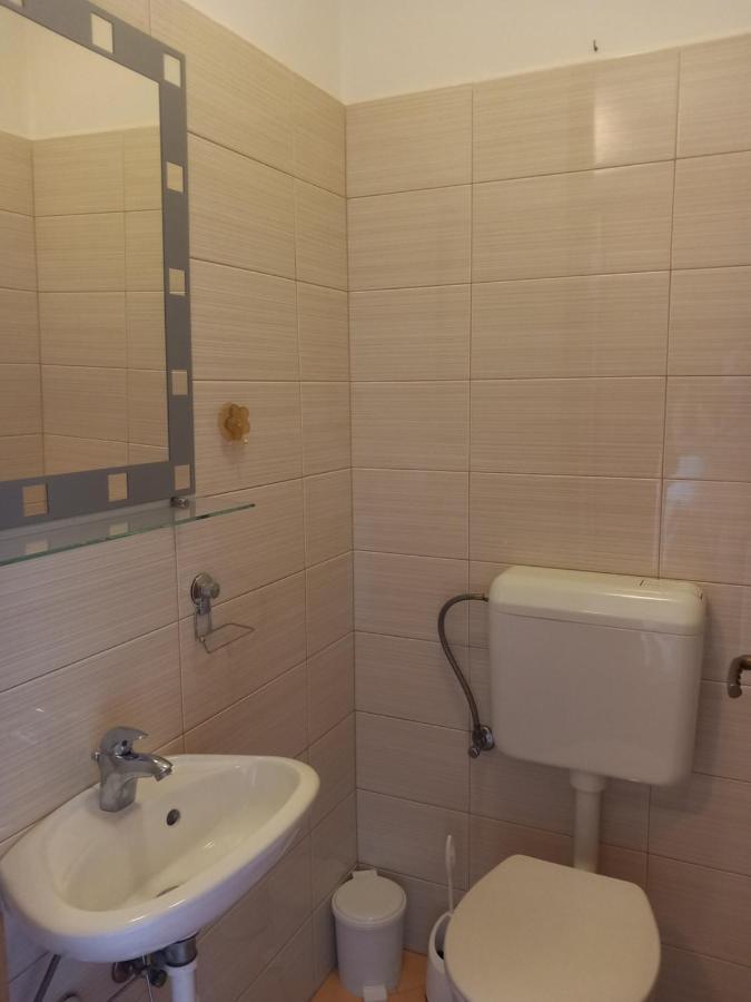 Apartment Inna With Free Garage Parking Ζαντάρ Εξωτερικό φωτογραφία