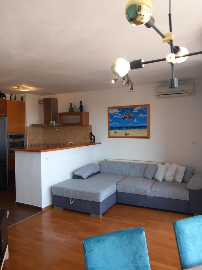 Apartment Inna With Free Garage Parking Ζαντάρ Εξωτερικό φωτογραφία