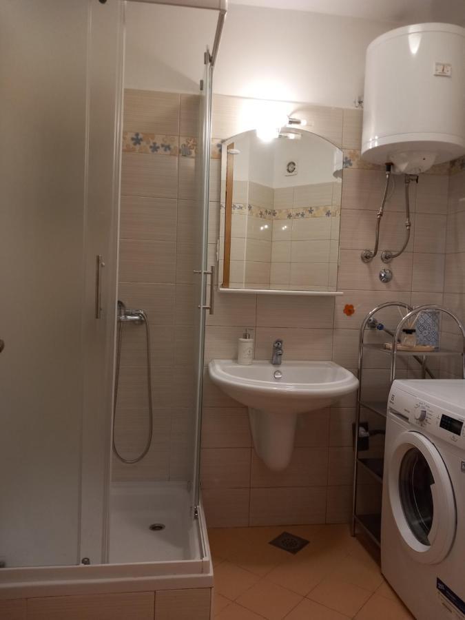 Apartment Inna With Free Garage Parking Ζαντάρ Εξωτερικό φωτογραφία
