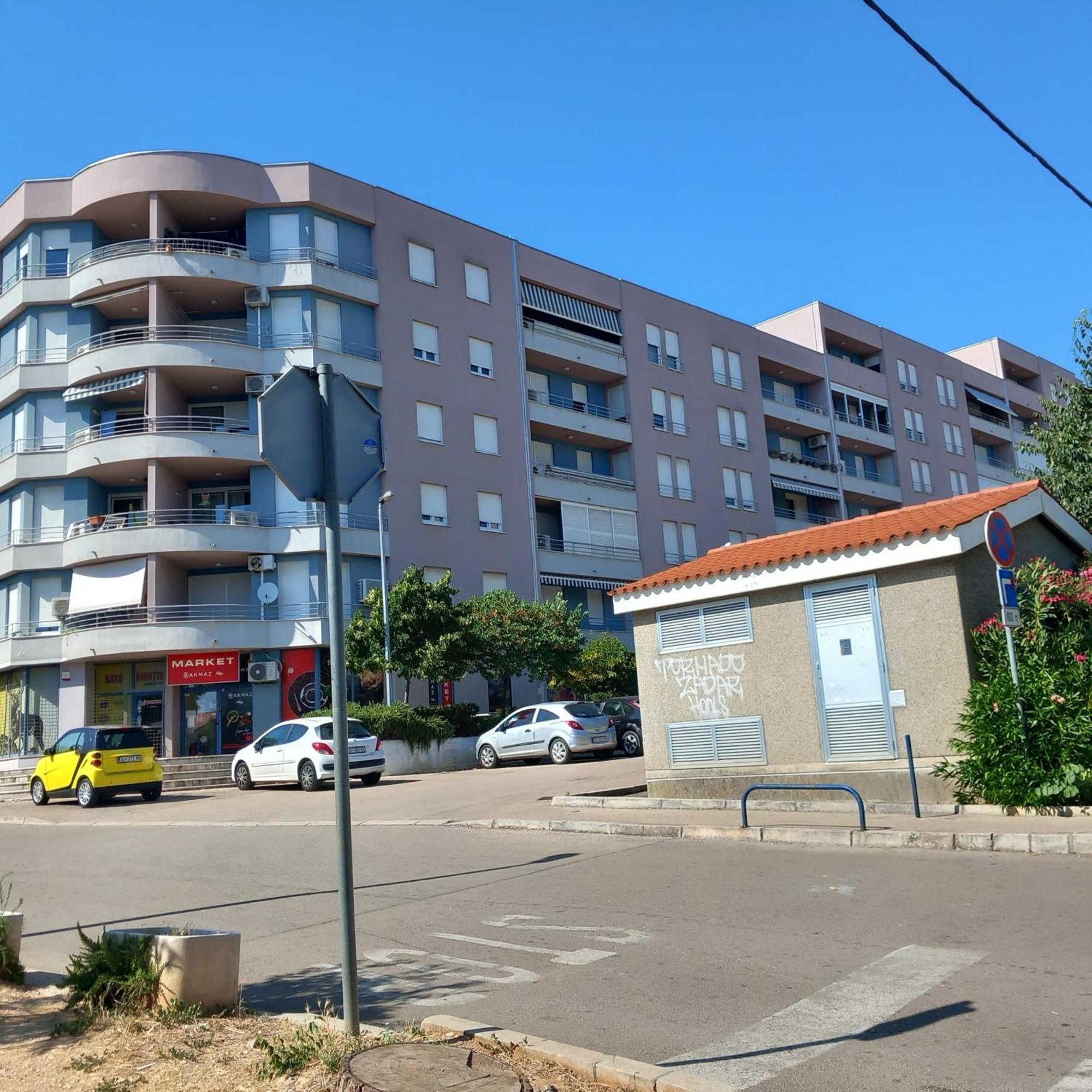 Apartment Inna With Free Garage Parking Ζαντάρ Εξωτερικό φωτογραφία